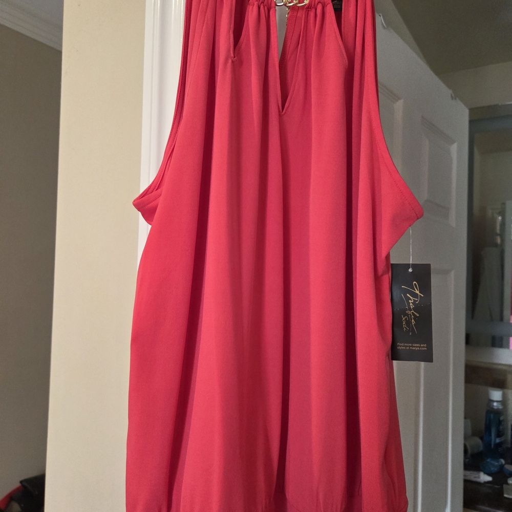 Chic Pink/peach Sleeveless Blouse With Chain Detail